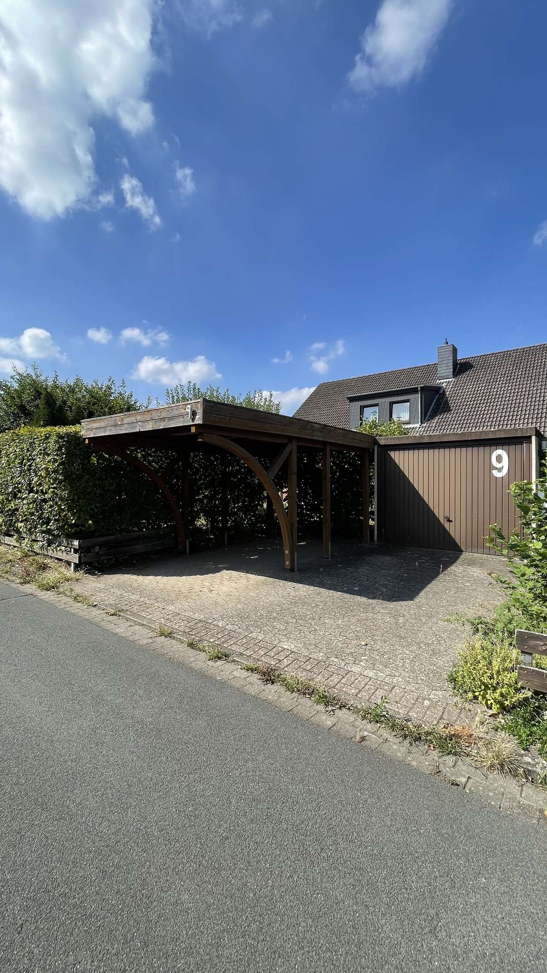 Garage und Carport