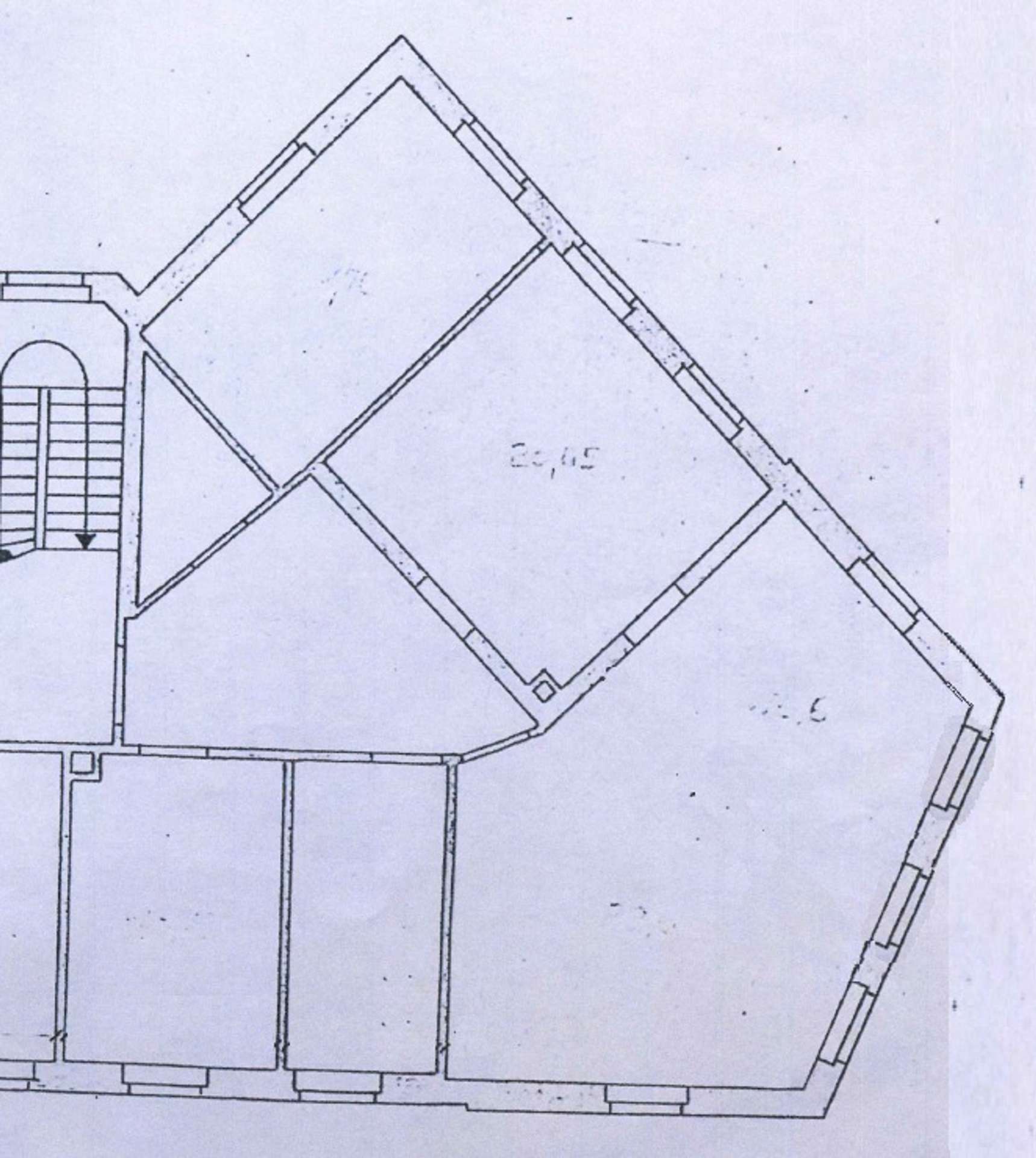 Grundriss EG links