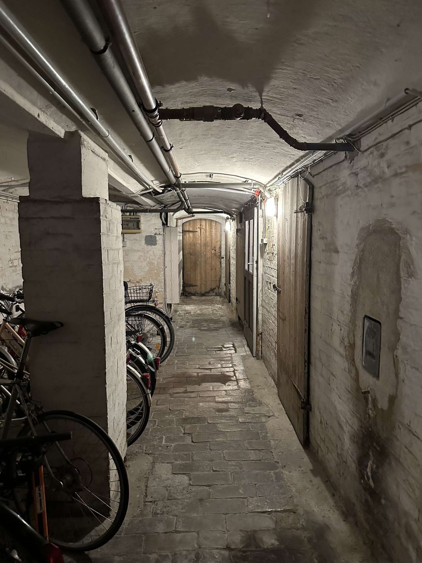 Keller