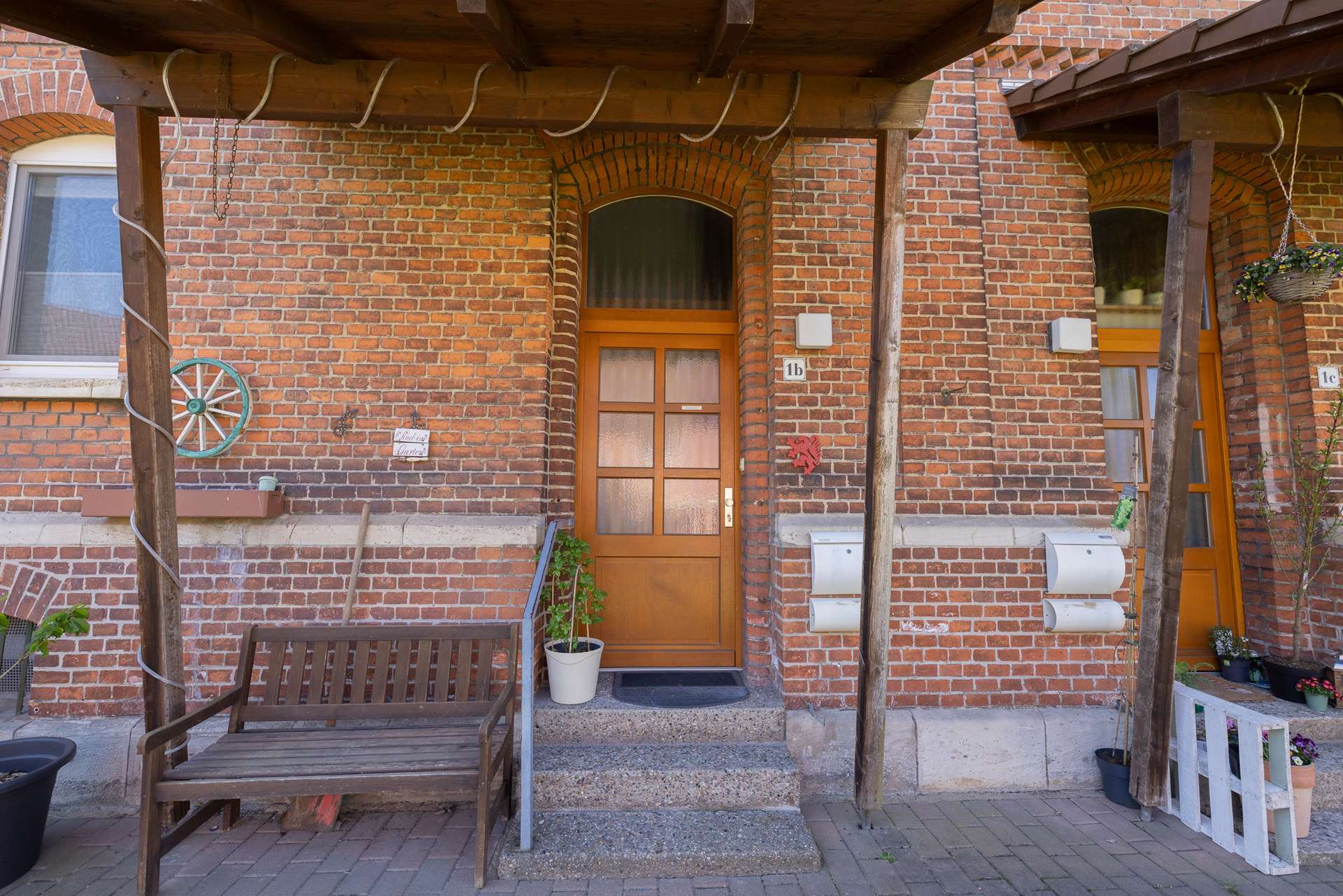 Beispiel Eingang Reihenhaus