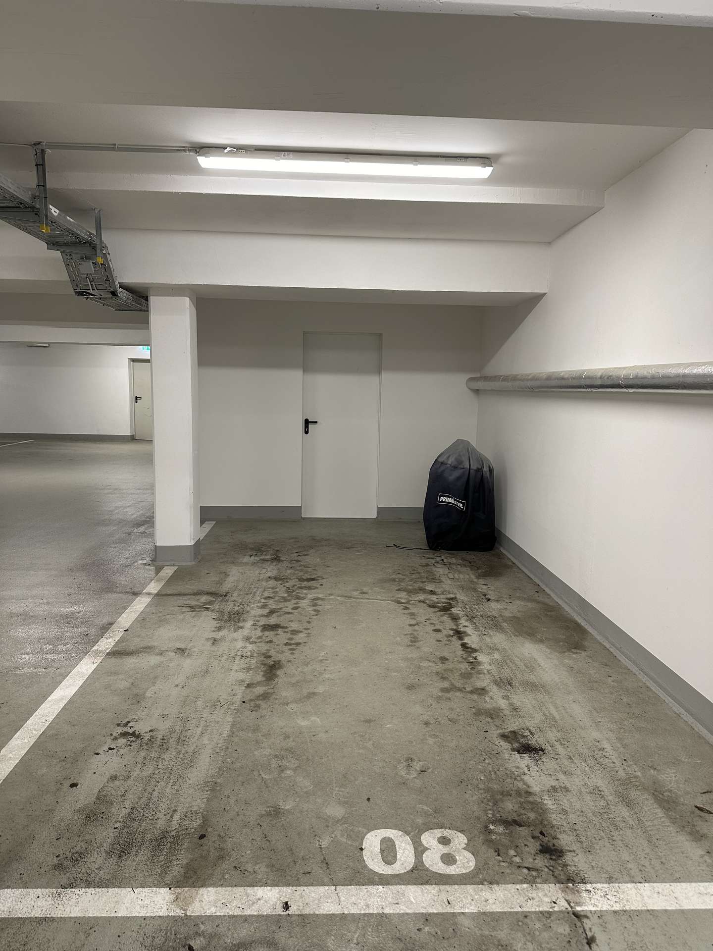 Tiefgarageneinstellplatz