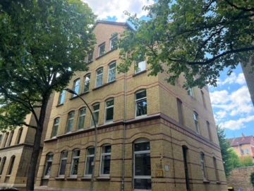 Schönes Mehrfamilienhaus mit 8 Einheiten und 1 Hinterhaus im westlichen Ringgebiet, 38118 Braunschweig, Mehrfamilienhaus