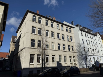 Tolle 4 Zimmer Eigentumswohnung im östlichen Ringgebiet in direkter Parknähe, 38104 Braunschweig, Etagenwohnung