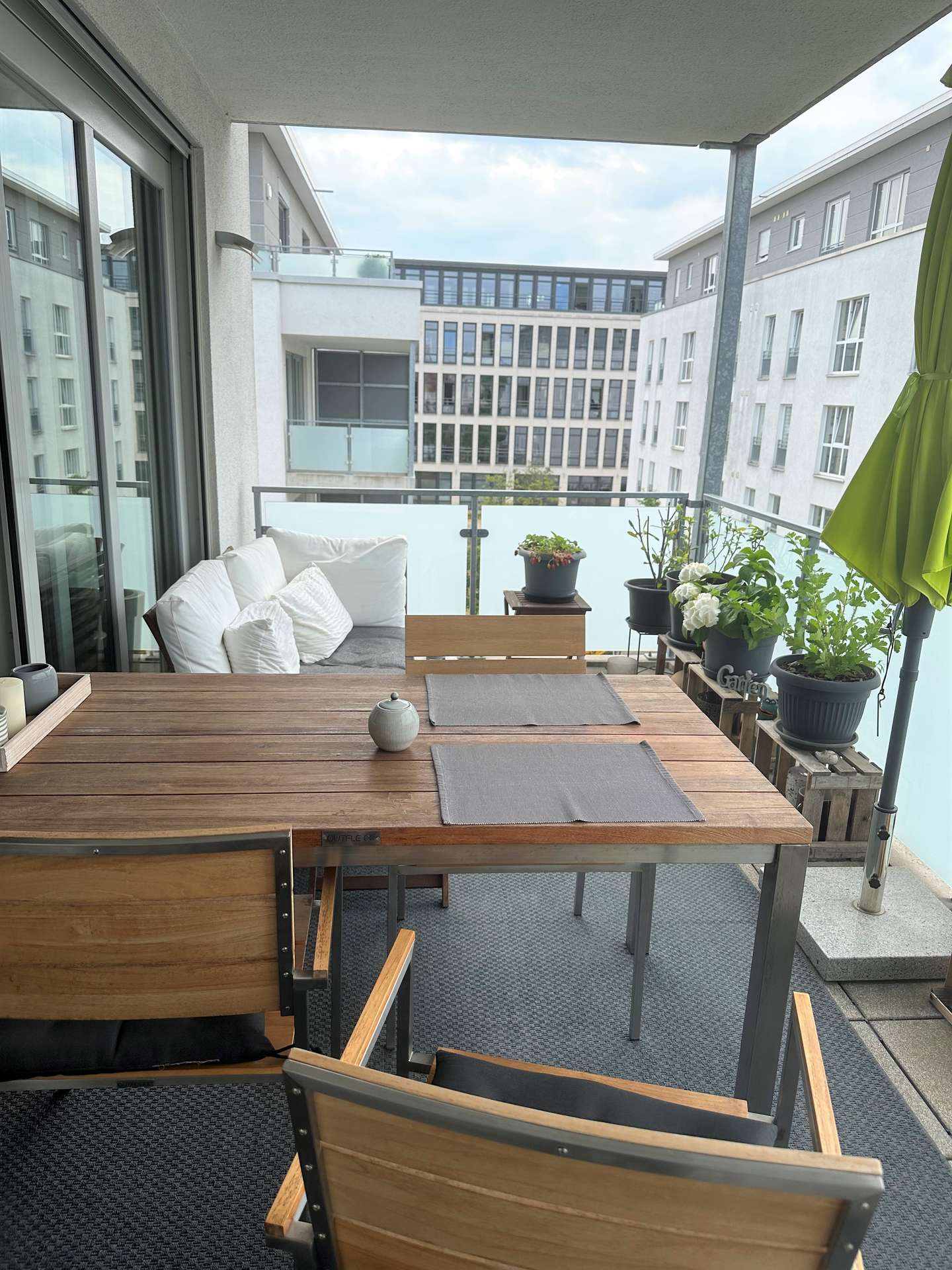 Balkon am Wohnzimmer