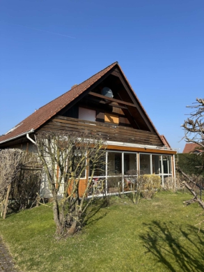 Freistehendes Einfamilienhaus im Grünen mit tollem Garten, Garage und Wärmepumpe, 38179 Groß Schwülper, Einfamilienhaus