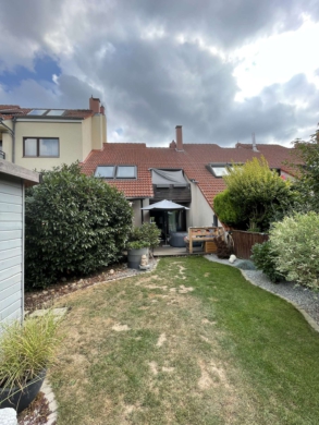 Großzügig gestaltetes Reihenhaus in BS-Kanzlerfeld mit Garage und Garten – derzeit vermietet, 38116 Braunschweig, Reihenmittelhaus