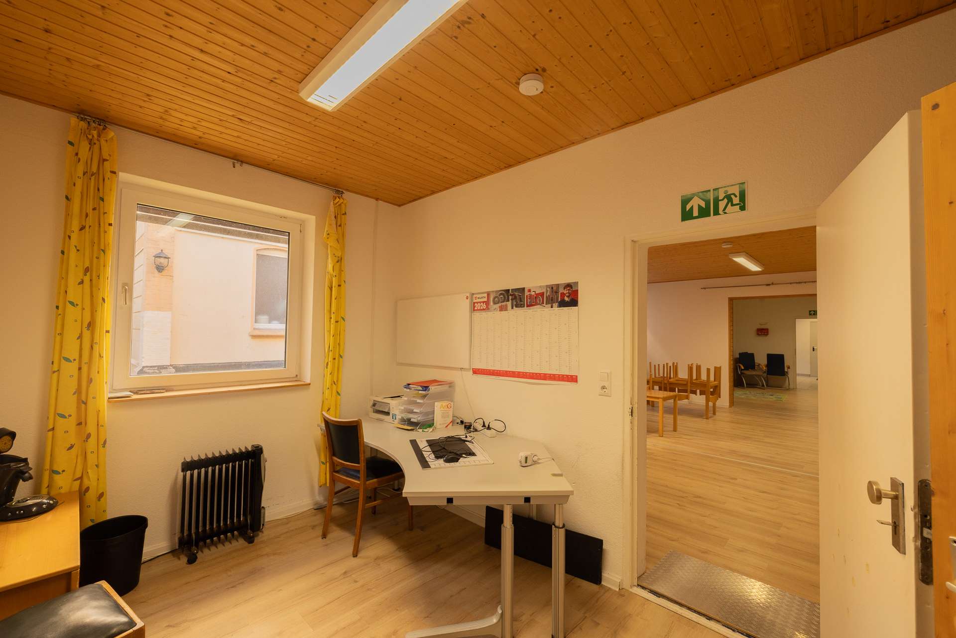 Büro EG