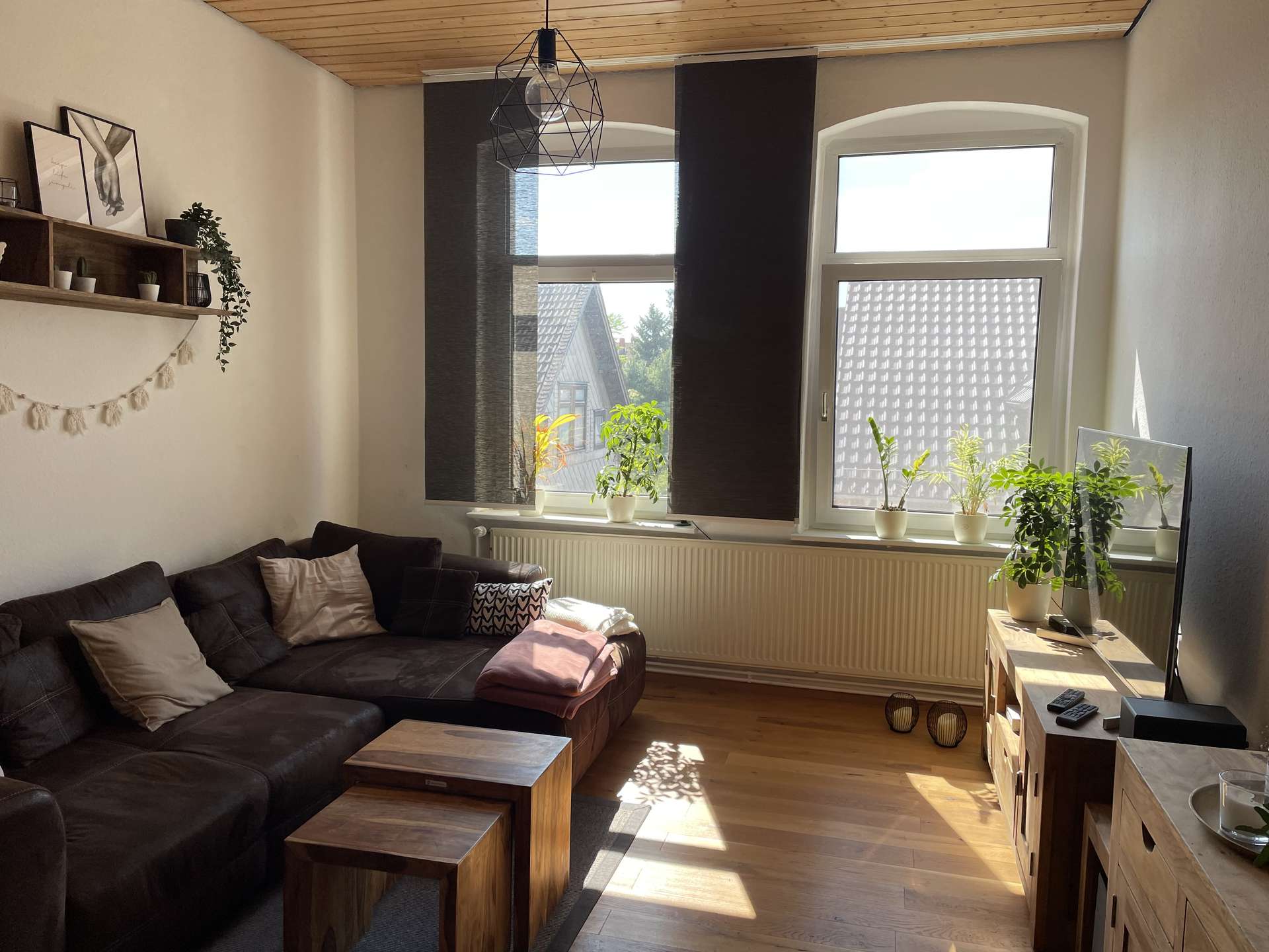 Wohnzimmer Bild 1