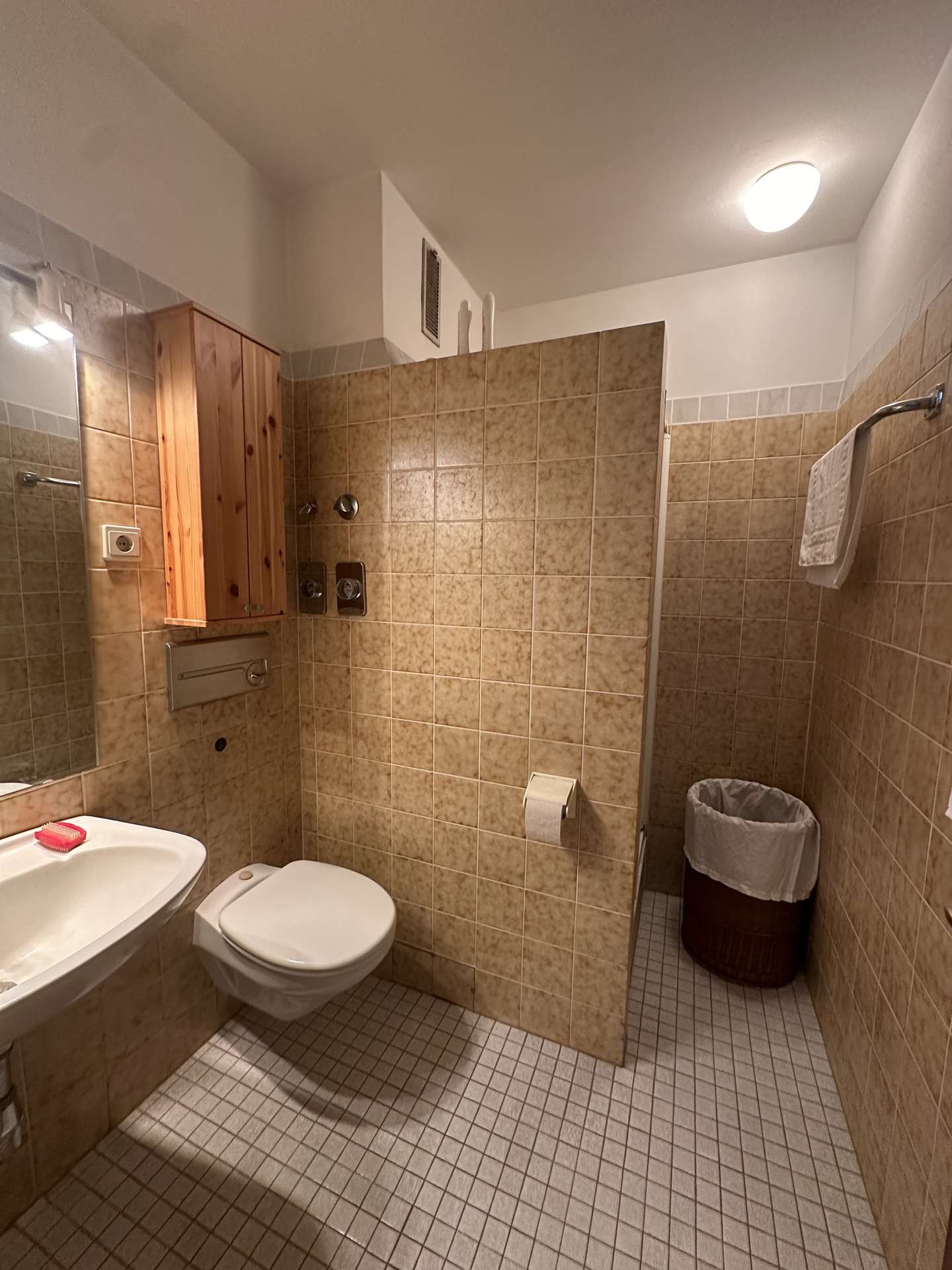 Badezimmer 2