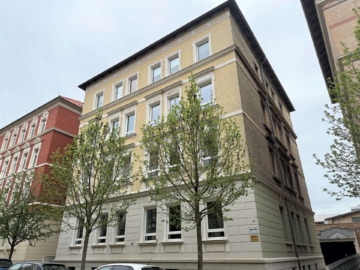 Wunderschönes Mehrfamilienhaus mit 8 Einheiten und 7 Garagen in Bestlage vom Westlichen Ringgebiet, 38118 Braunschweig, Mehrfamilienhaus