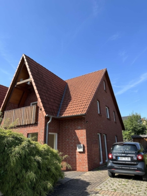 Wohnen in Exzellenter Lage: Zwei Doppelhaushälften für Mehrgenerationen oder befreundete Familien, 38104 Braunschweig, Einfamilienhaus
