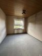 Arbeitszimmer - Familienfreundliches Einfamilienhaus mit Parkmöglichkeit und Garten