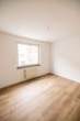 Schlafzimmer - Sanierte 2-Zimmer Eigentumswohnung im westlichen Ringgebiet