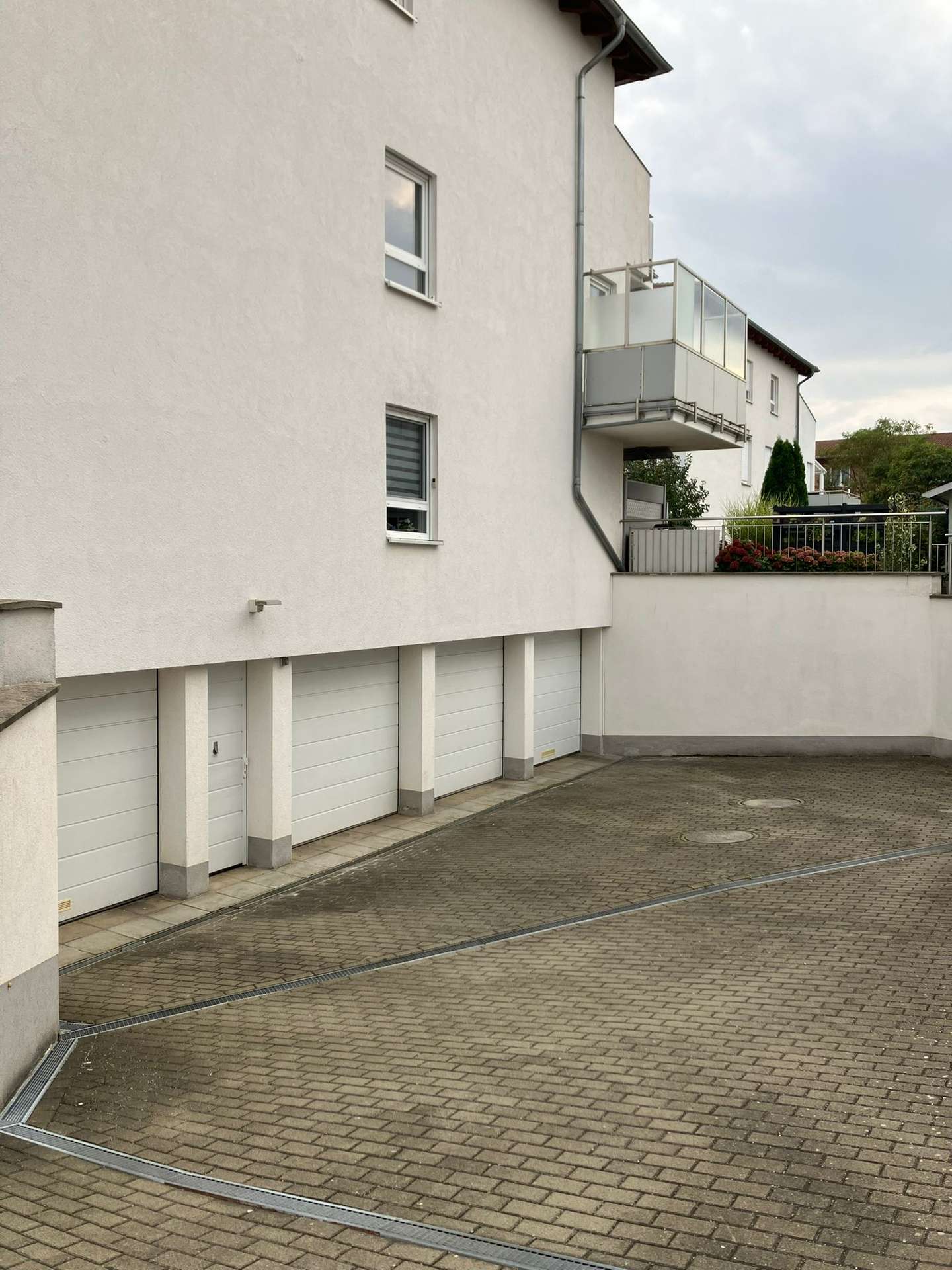 Auffahrt zur Tiefgarage