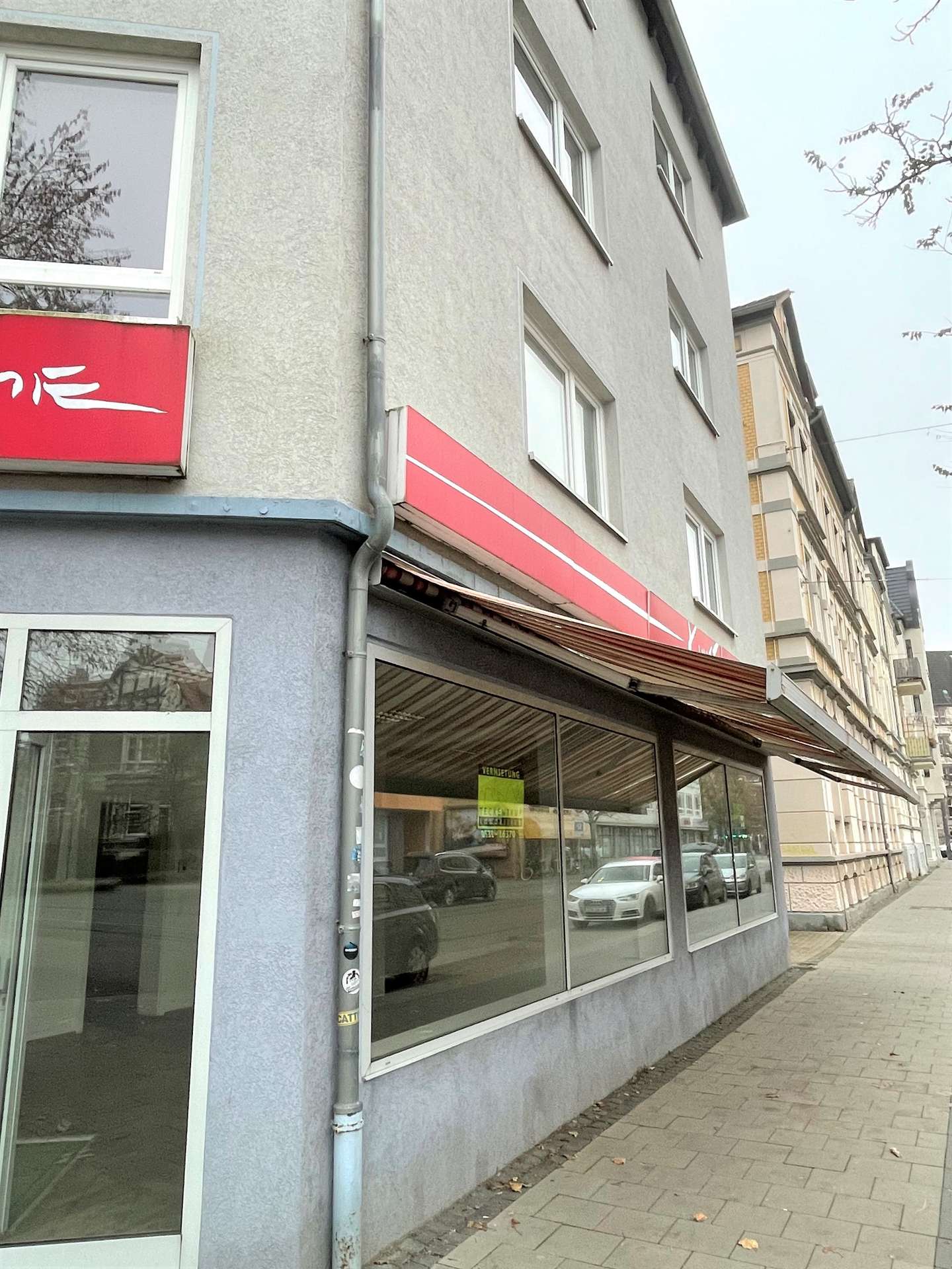 Elektrische Markise