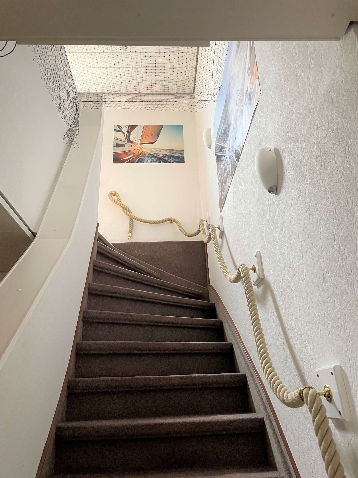 Treppe zum Dachgeschoss